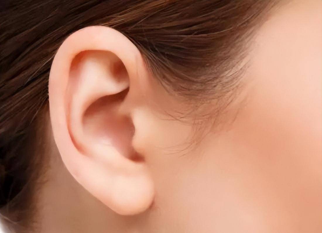耳朵耳廓不明显面相_老感觉耳朵的耳廓痒_耳廓凹陷面相